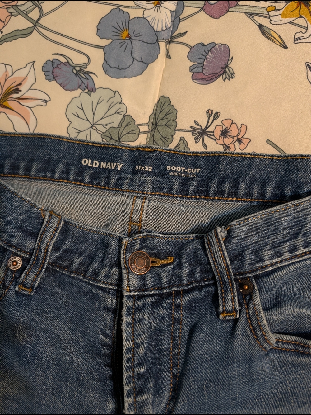 Old Navy Men's Boot-Cut Jeans - Blue